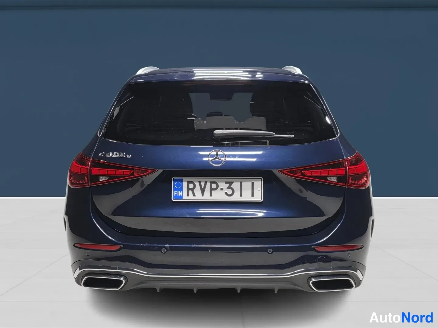 Sininen Mercedes-Benz C 2022, takaa, kuva 7