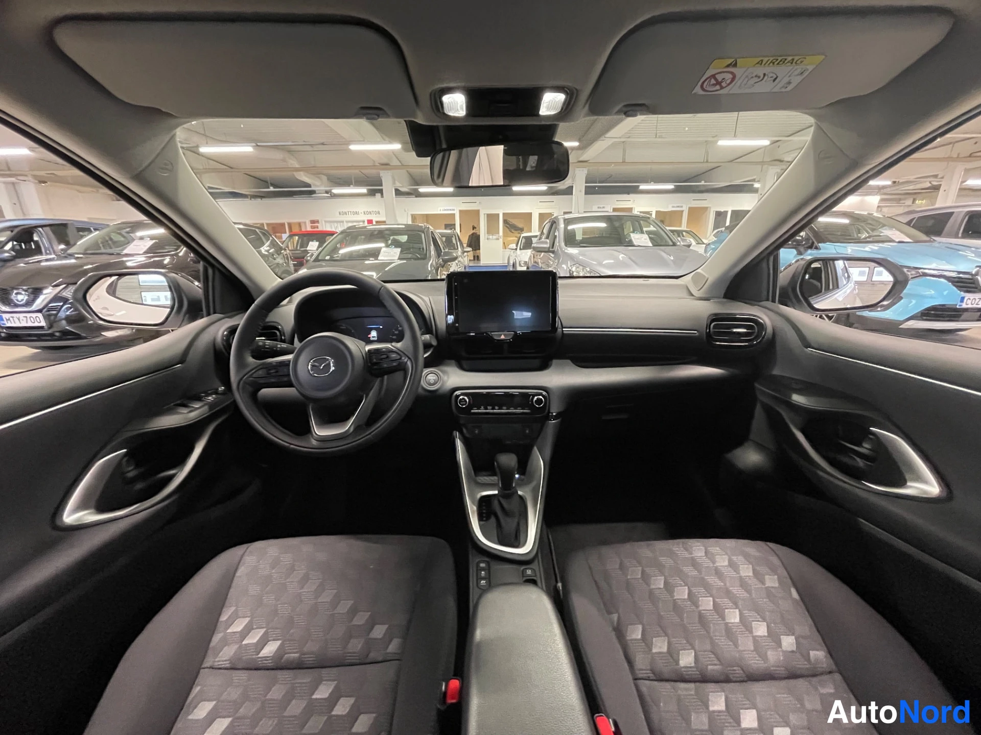White Mazda Mazda2 Hybrid 2026, photo 14