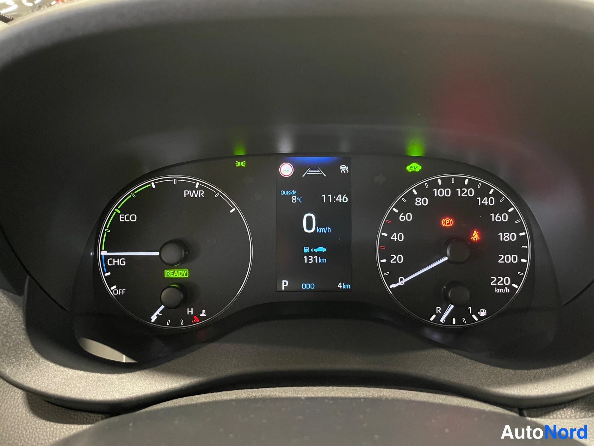 White Mazda Mazda2 Hybrid 2026, photo 15