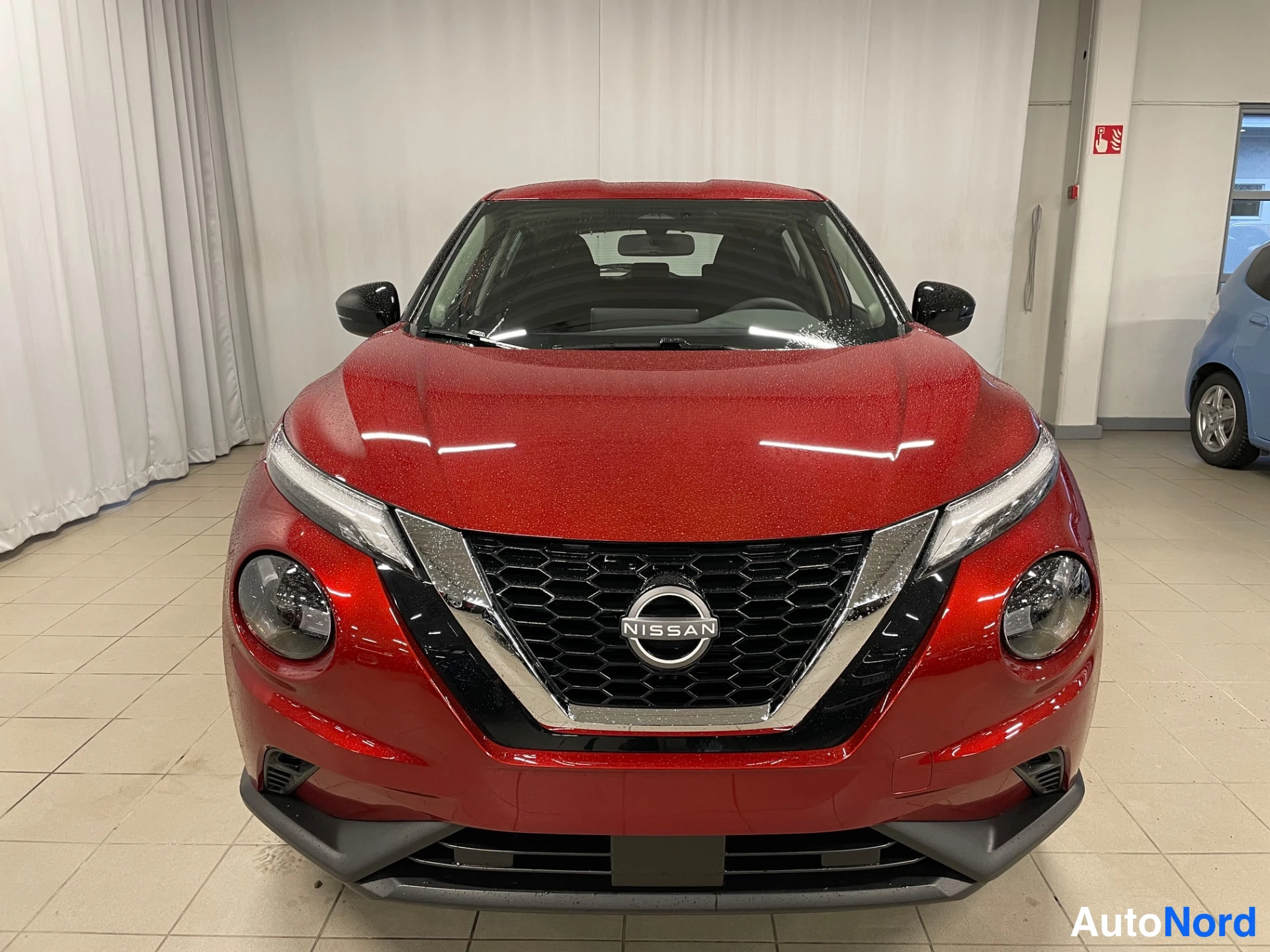 Red Nissan Juke 2026, front, photo 6