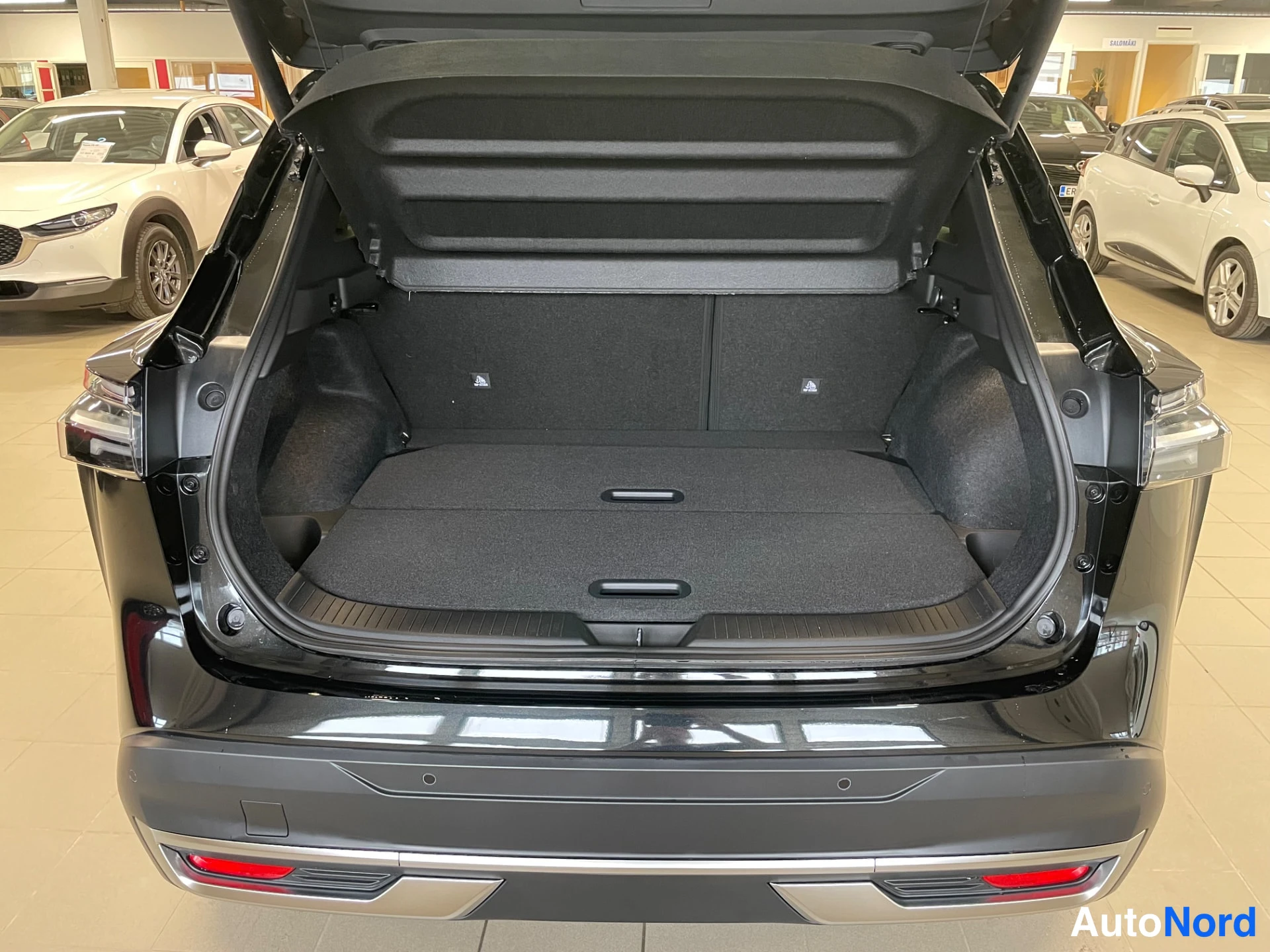 Black Nissan Qashqai 2026, rear, photo 9
