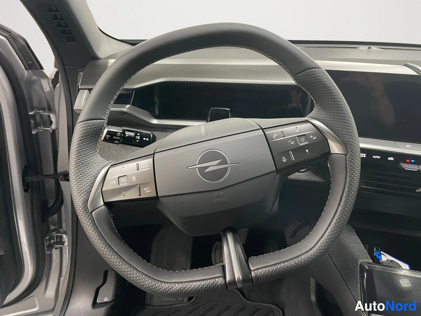 Hopea Opel Grandland 2026, kuva 18