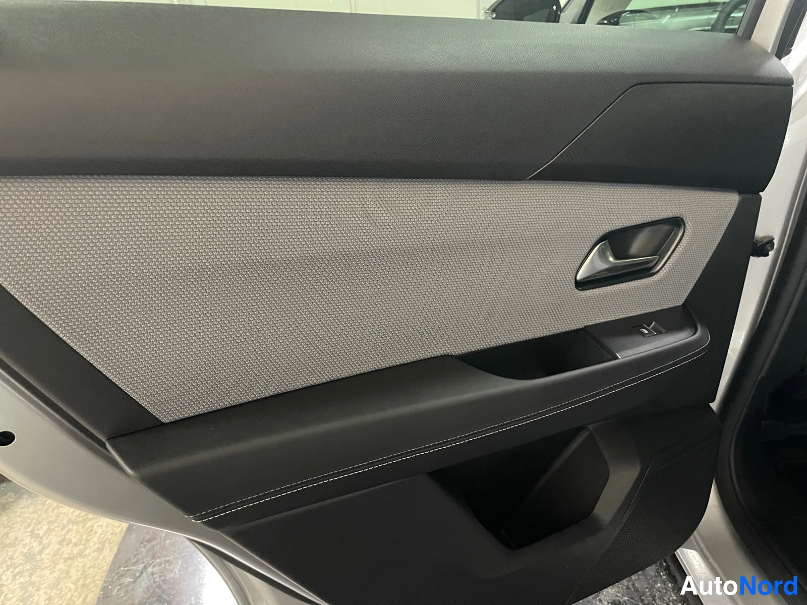 Hopea Opel Grandland 2026, kuva 23