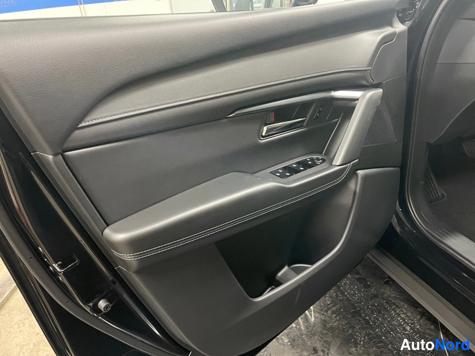 Black Mazda CX-5 2026, photo 15