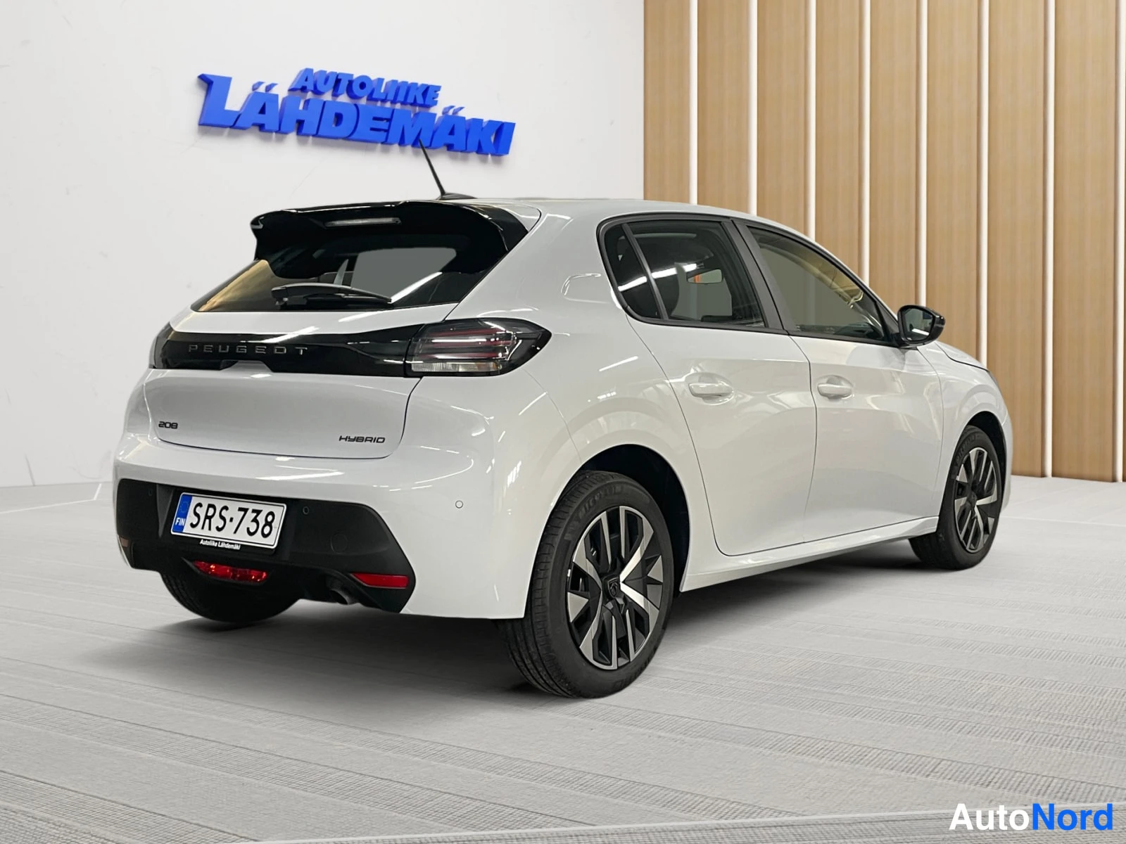 Valkoinen Peugeot 208 2026, takaviisto, kuva 8