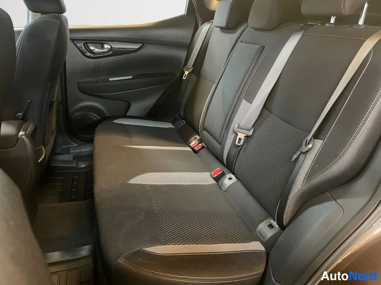 Brown Nissan Qashqai 2017, photo 16