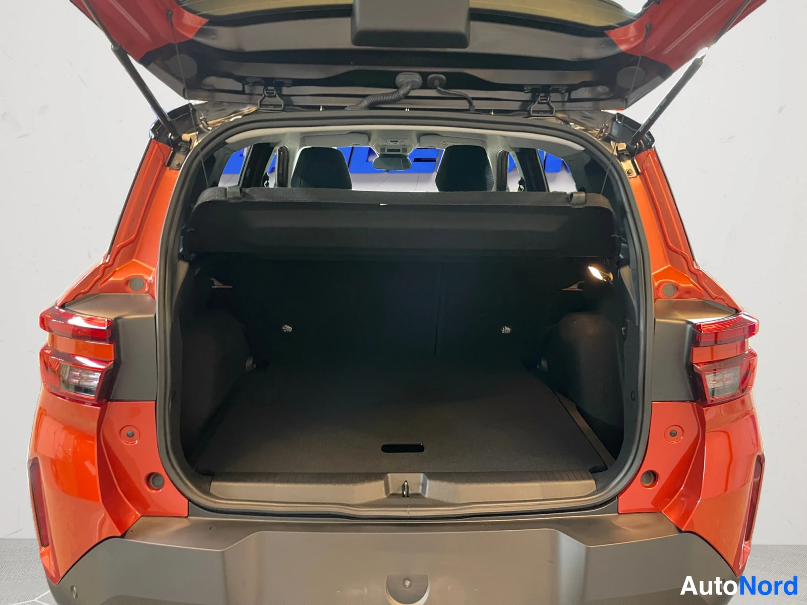 Orange Opel Frontera 2026, rear, photo 9
