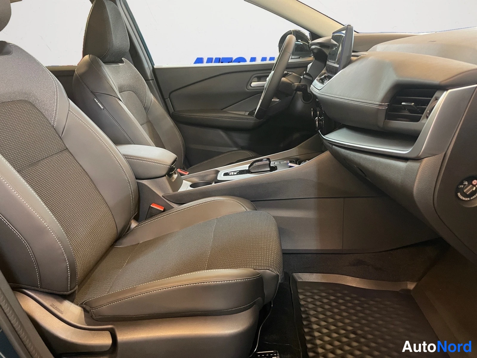 Green Nissan Qashqai 2026, photo 18