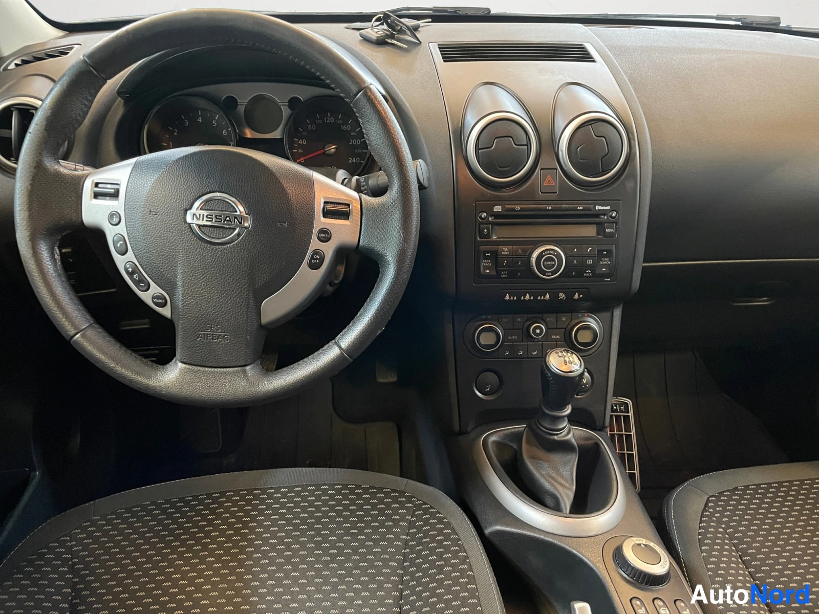 Sininen Nissan Qashqai 2008, yksityiskohta, kuva 10
