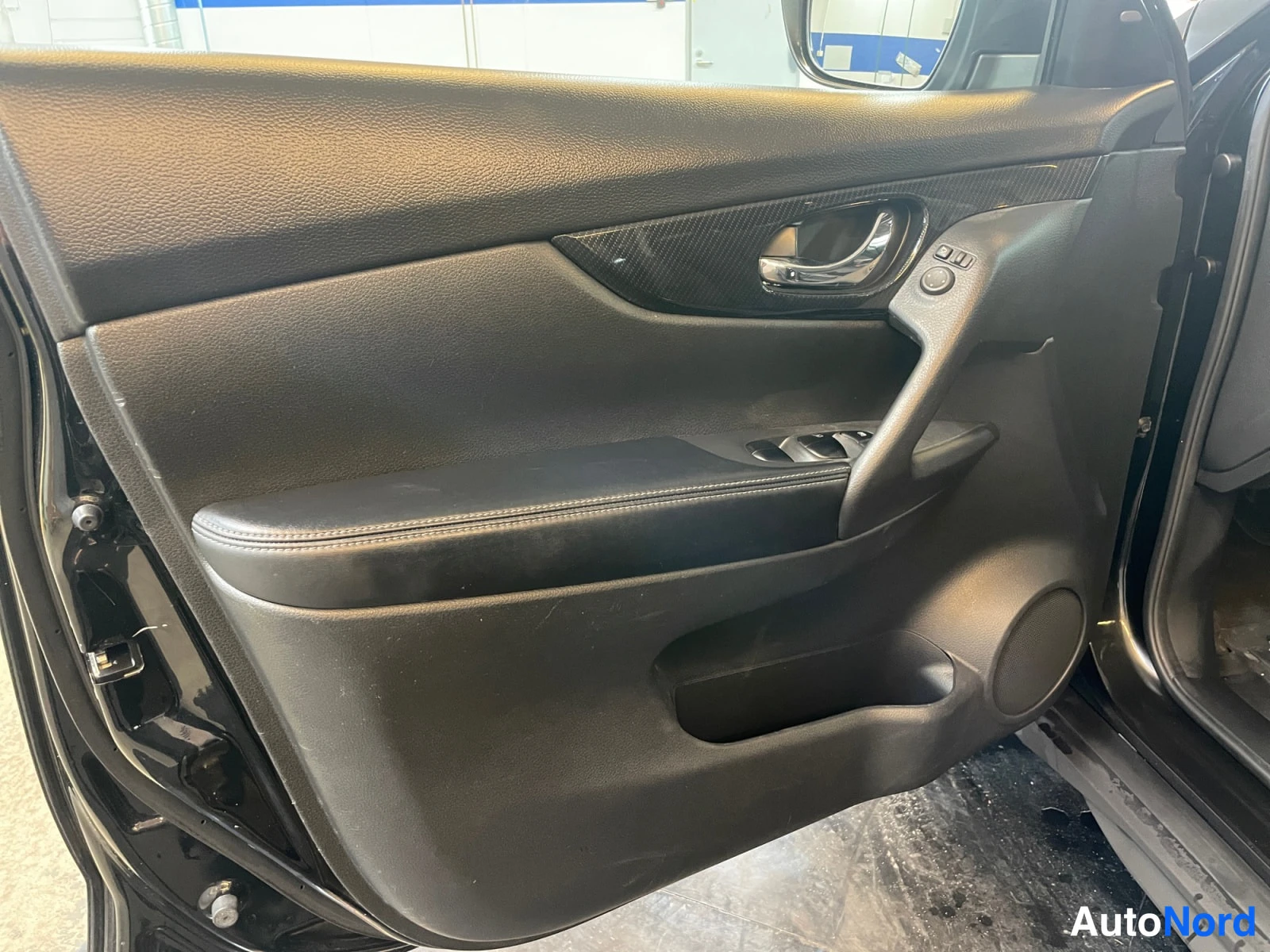 Musta Nissan X-Trail 2020, kuva 12