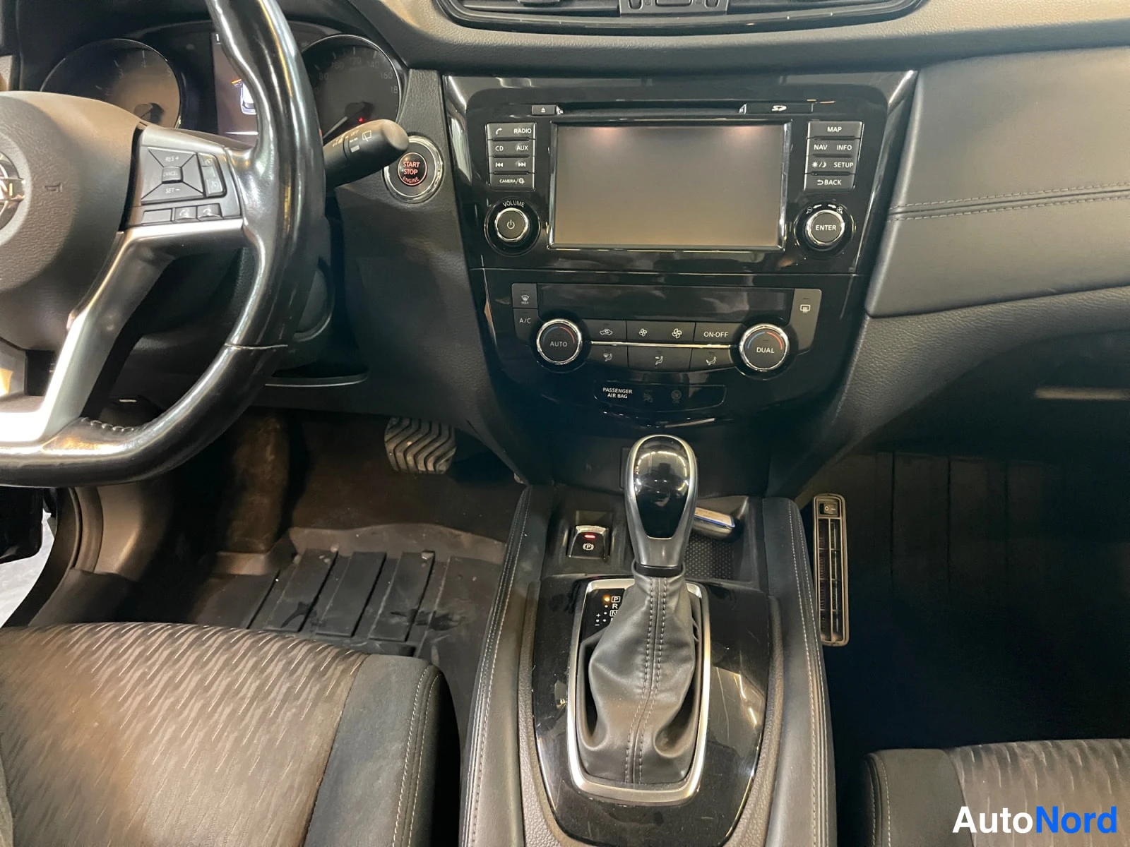 Musta Nissan X-Trail 2020, kuva 16