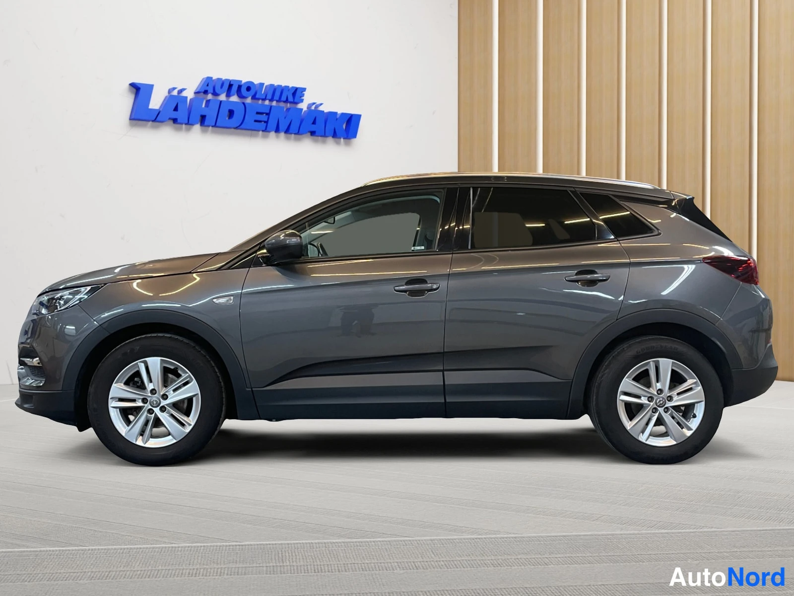 Harmaa Opel Grandland X 2018, sivulta, kuva 6