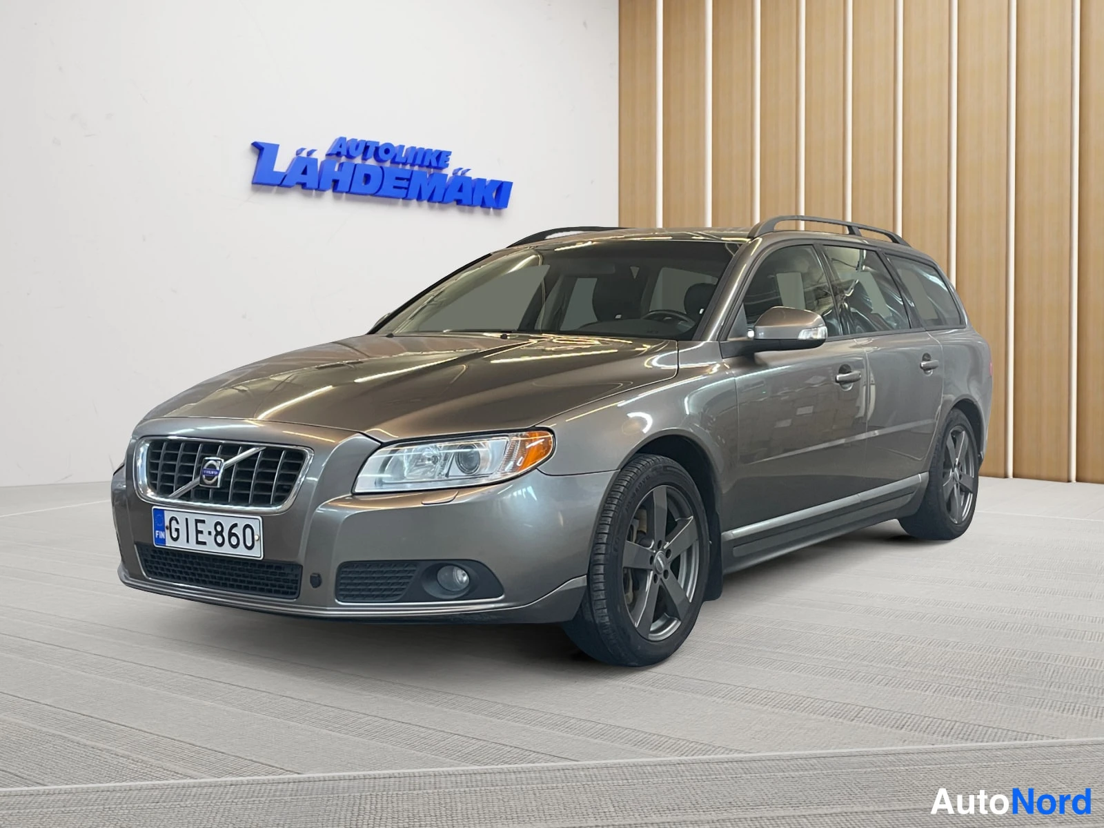 Volvo V70 D5 AWD Momentum 2008