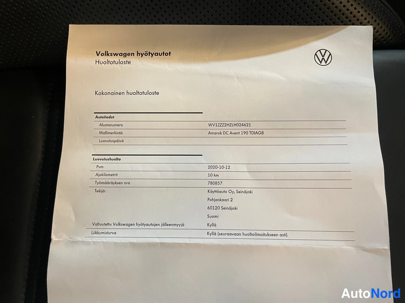 Sininen Volkswagen Amarok 2020, kuva 25