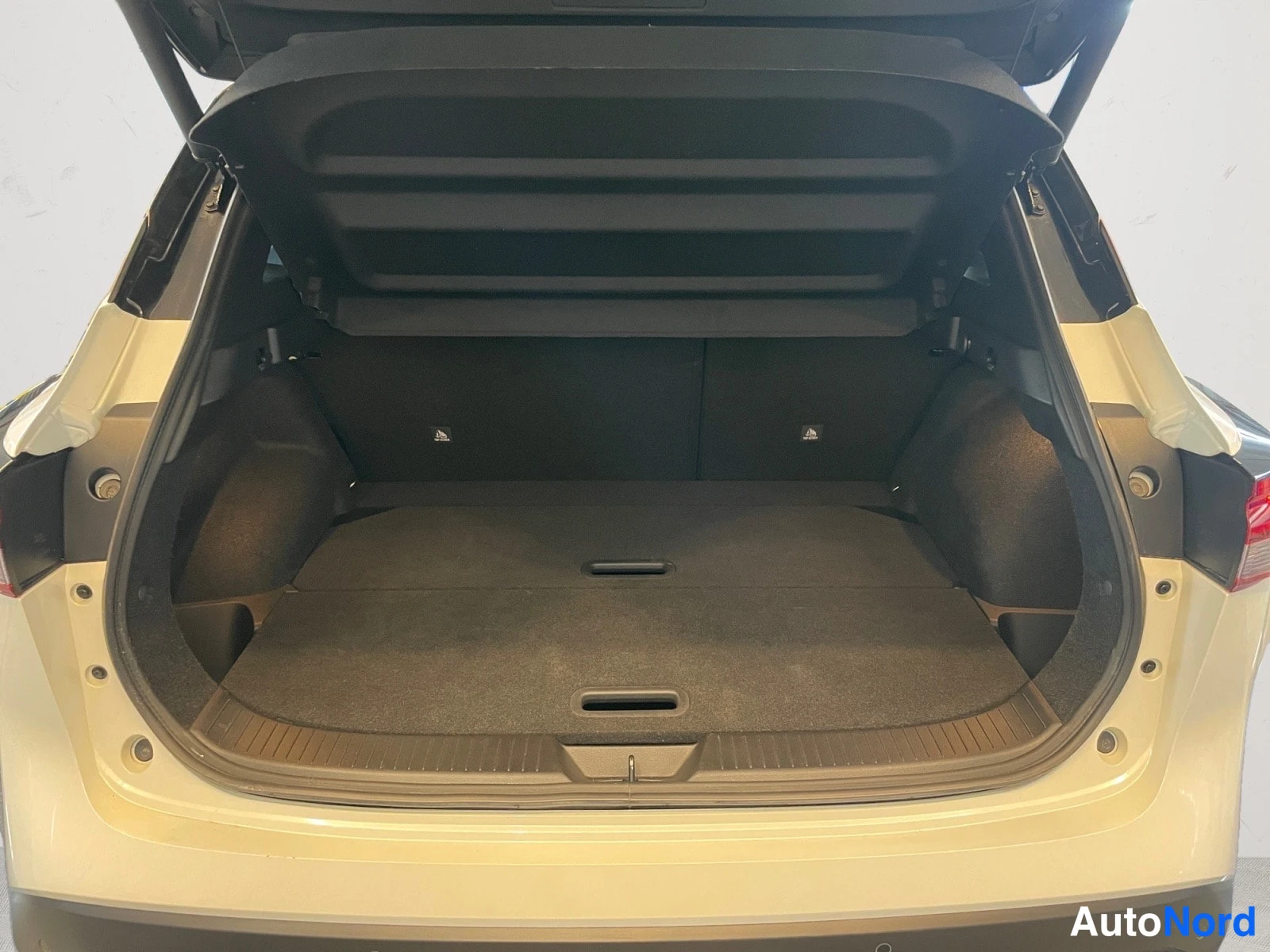 White Nissan Qashqai 2024, photo 19