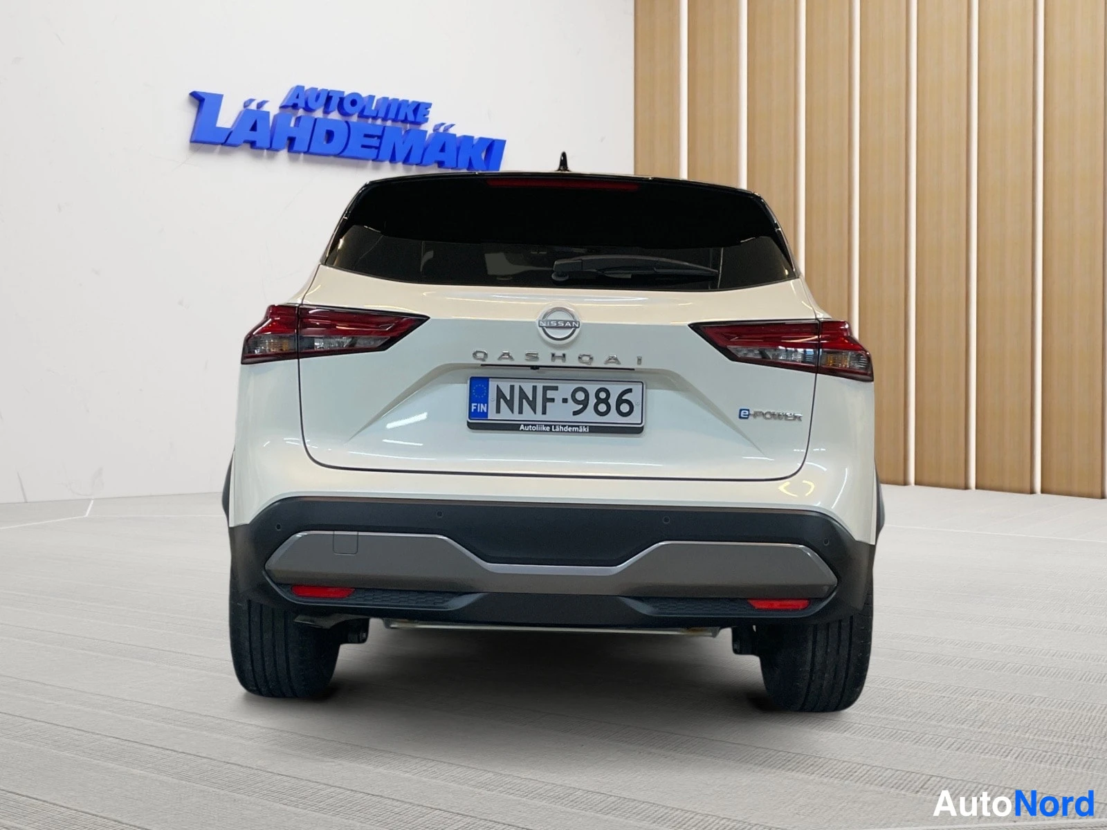 White Nissan Qashqai 2024, rear, photo 9