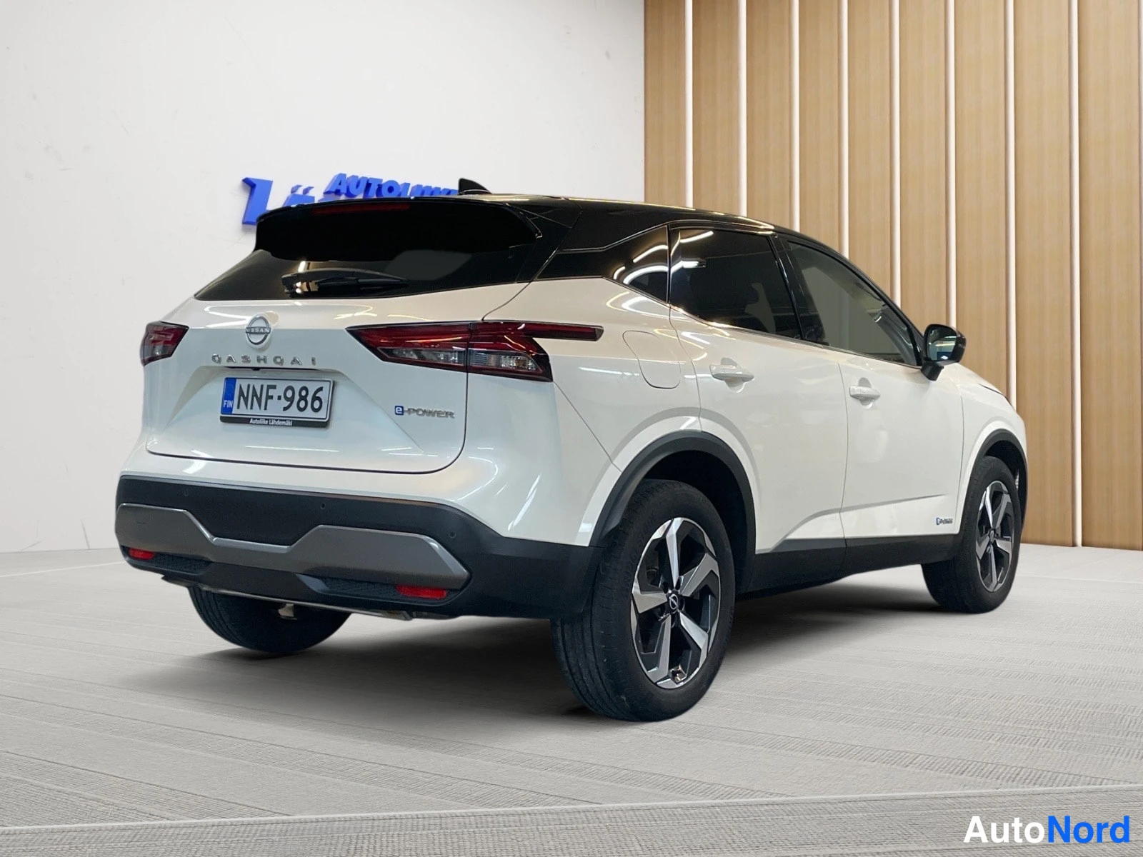 White Nissan Qashqai 2024, rear three-quarter, photo 7
