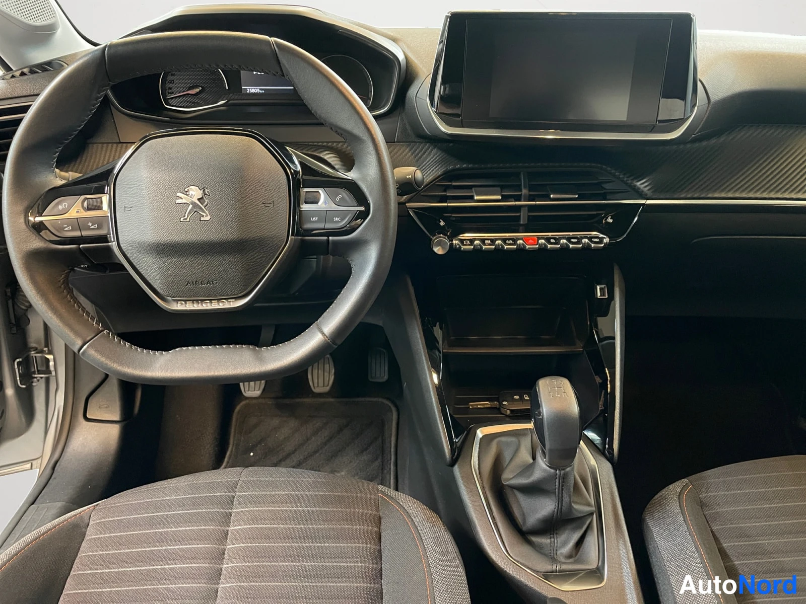 Harmaa Peugeot 208 2023, kuva 13