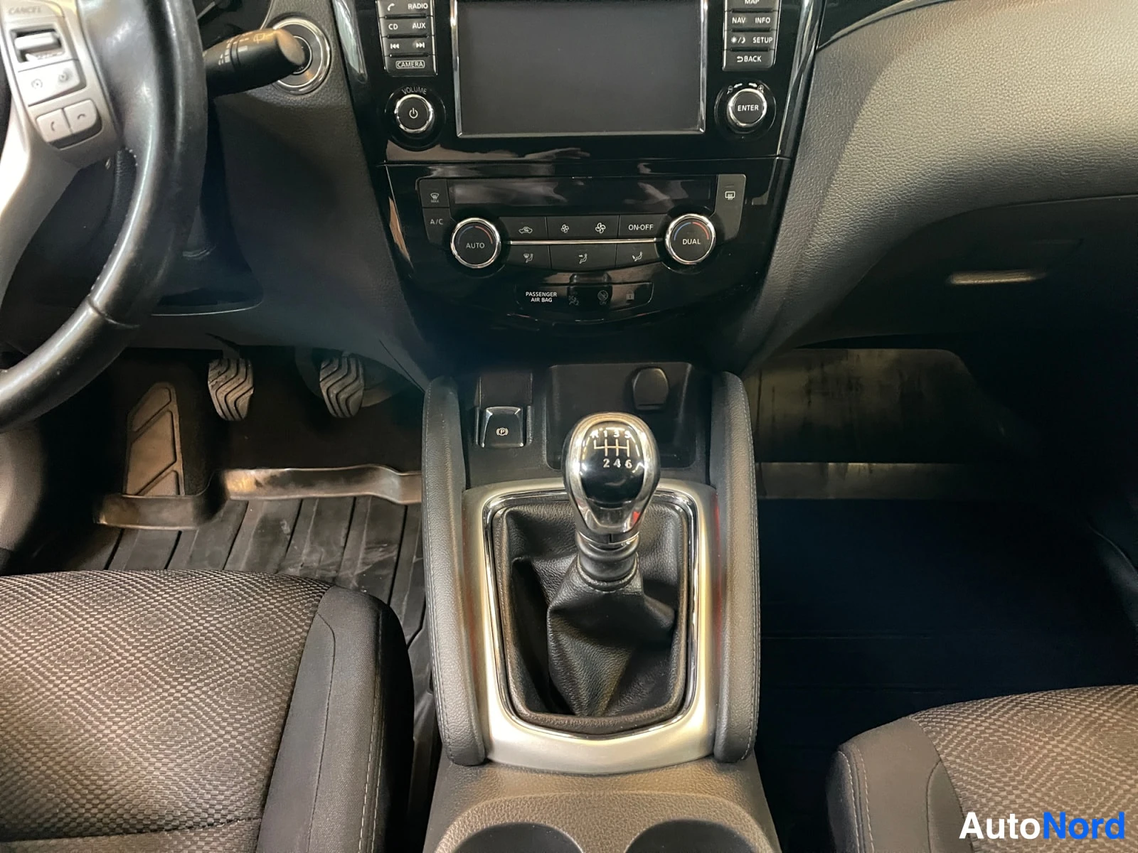 Brown Nissan Qashqai 2017, photo 14