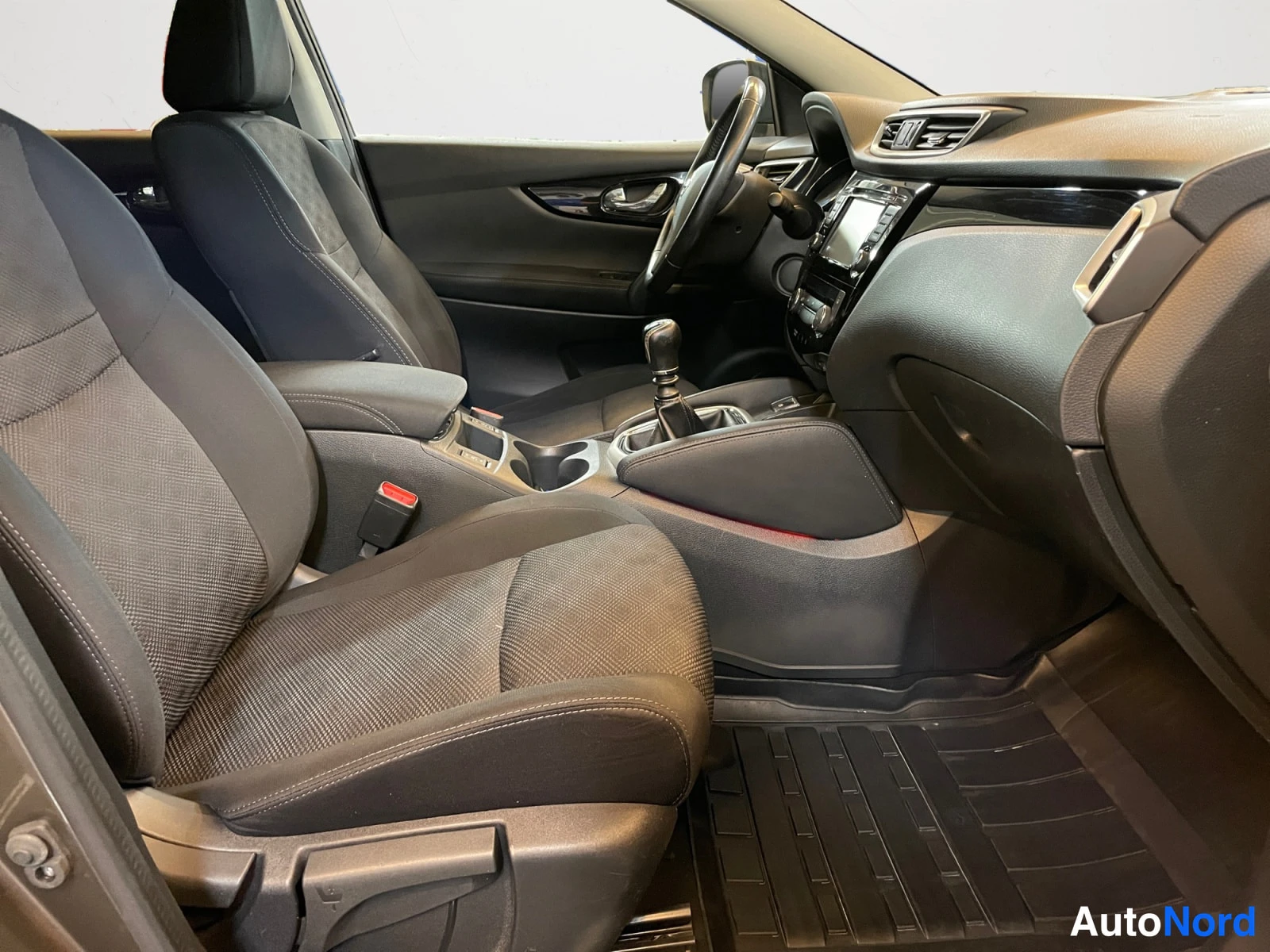 Brown Nissan Qashqai 2017, photo 17