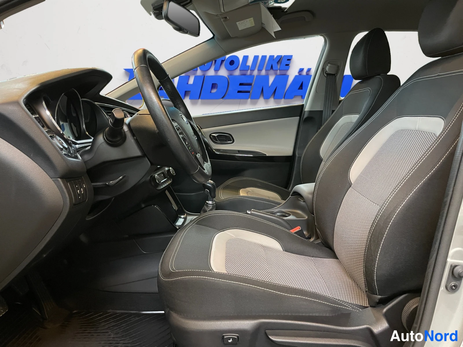 Hopea KIA cee´d 2018, kuva 22