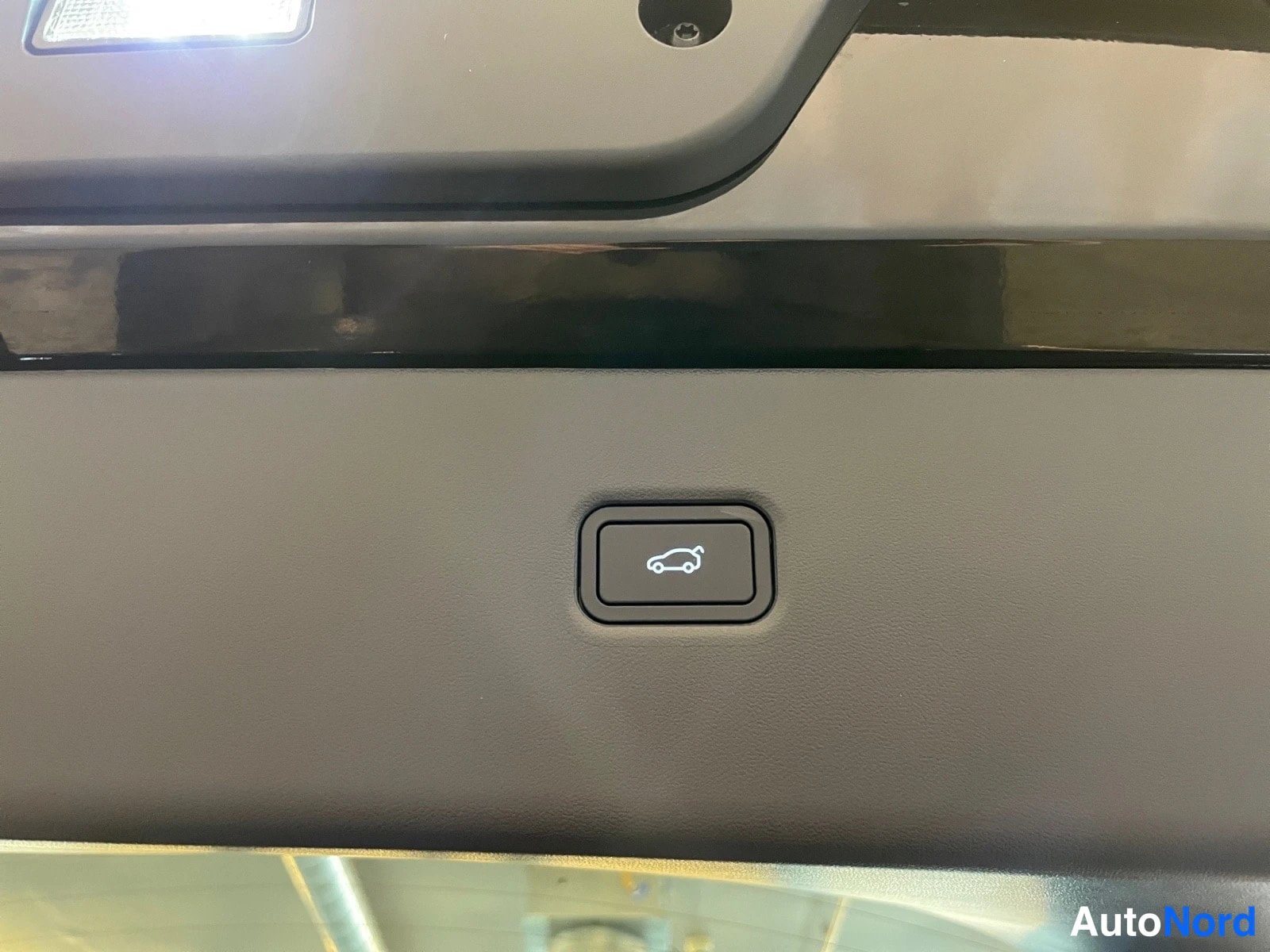 Musta Xpeng G6 2026, kuva 23