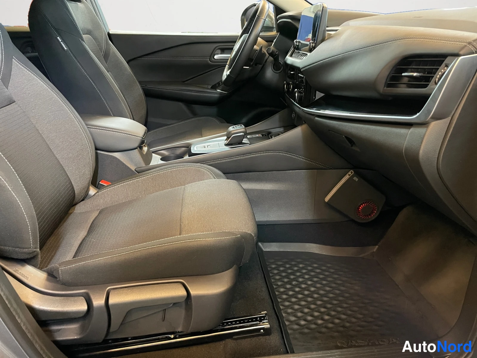 Harmaa Nissan Qashqai 2022, kuva 18