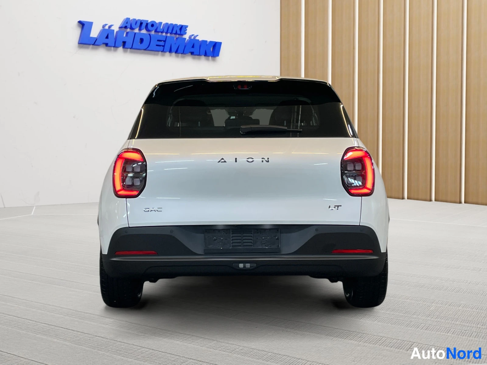 White AION UT 2026, rear, photo 8