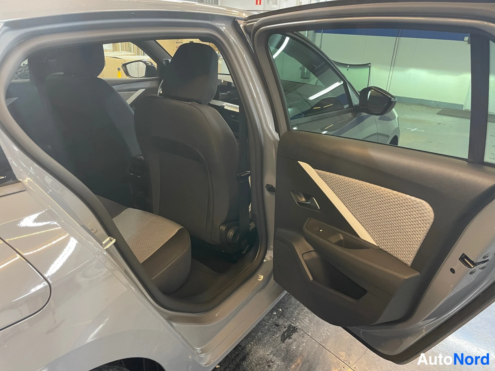 Grey Opel Astra 2026, photo 22