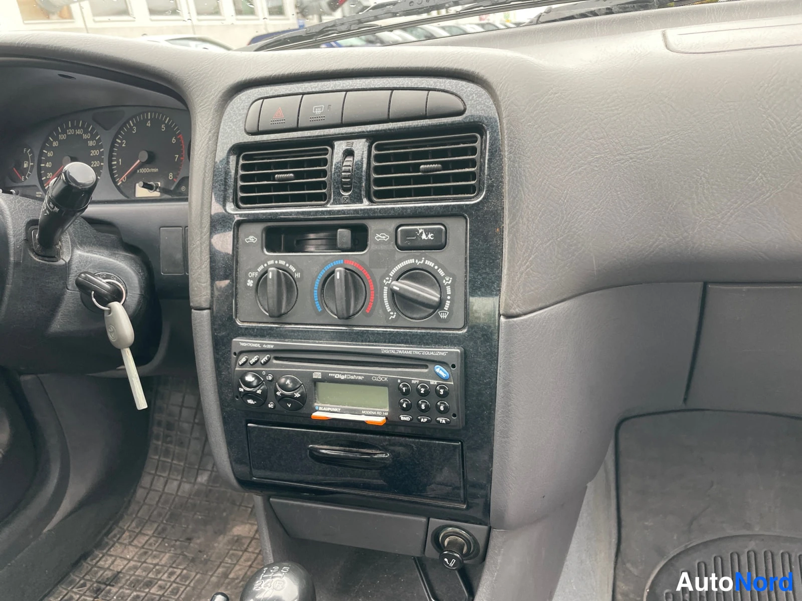 Vihreä Toyota Avensis 2000, kuva 20