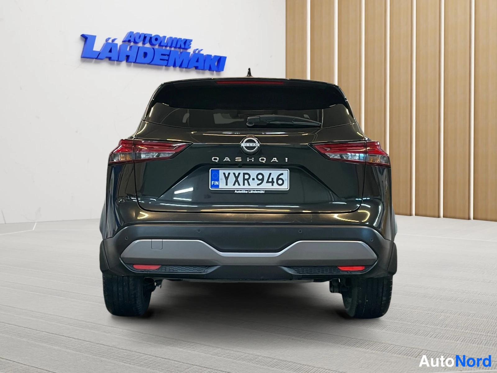 Musta Nissan Qashqai 2024, takaa, kuva 9