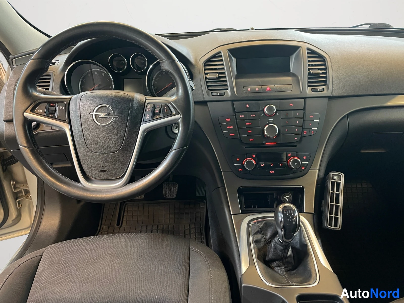 Ruskea Opel Insignia 2011, kuva 13