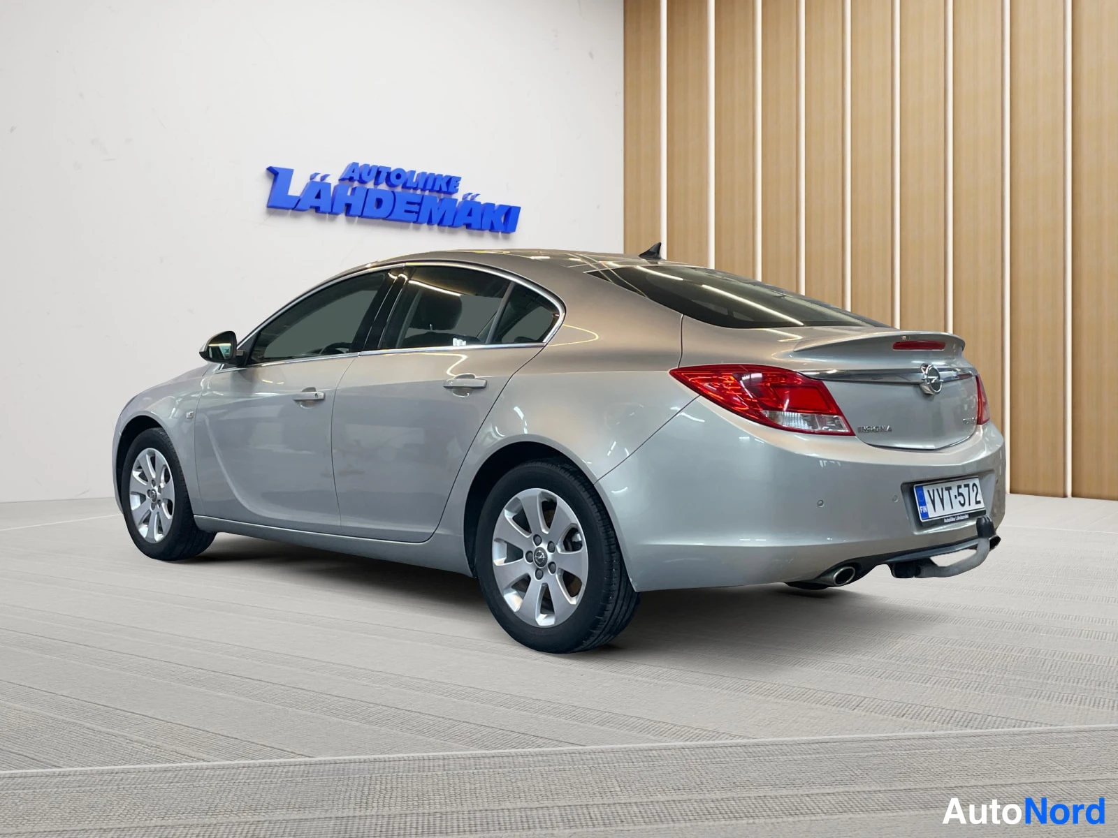 Ruskea Opel Insignia 2011, takaviisto, kuva 7