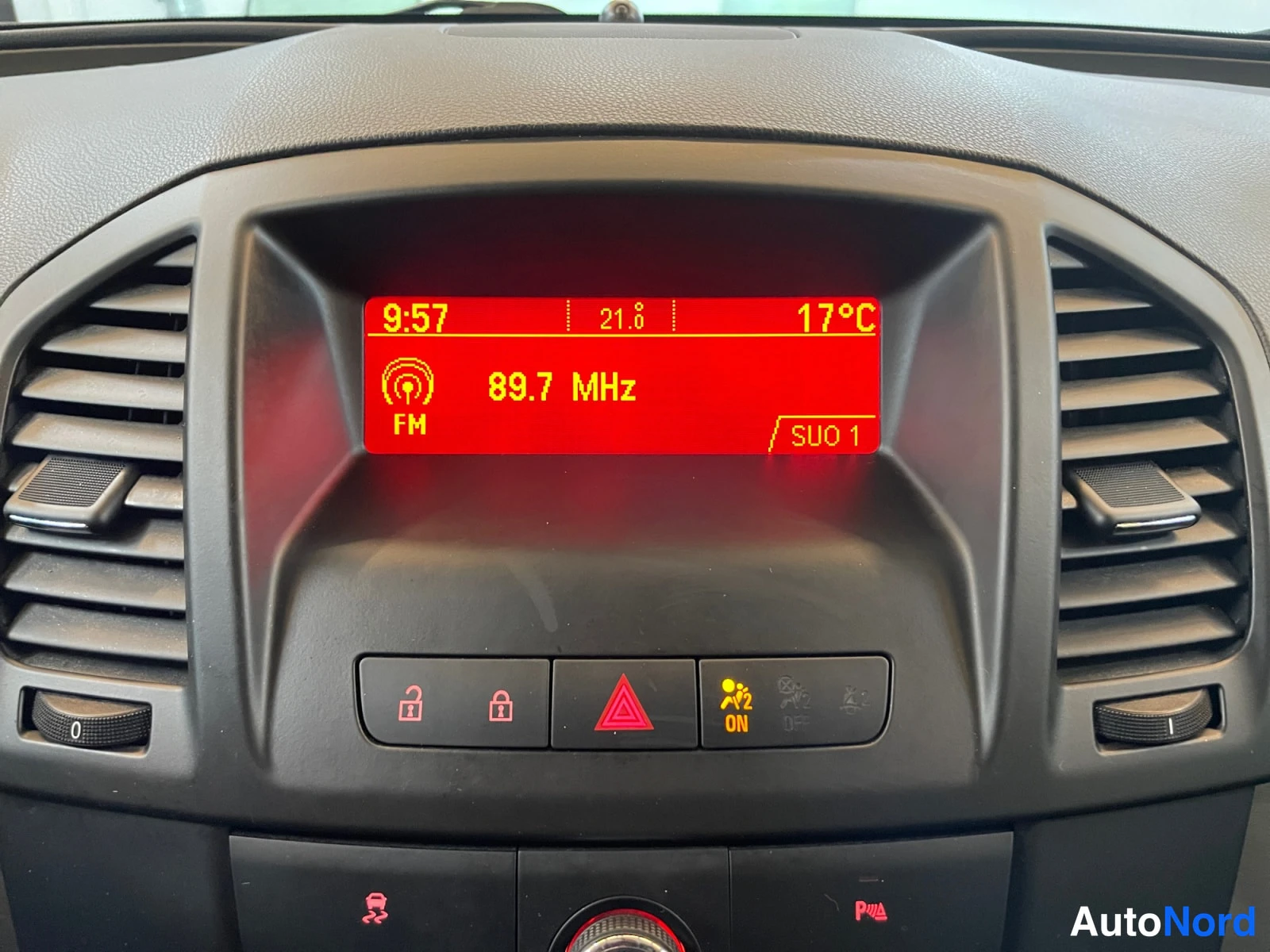 Ruskea Opel Insignia 2011, kuva 21