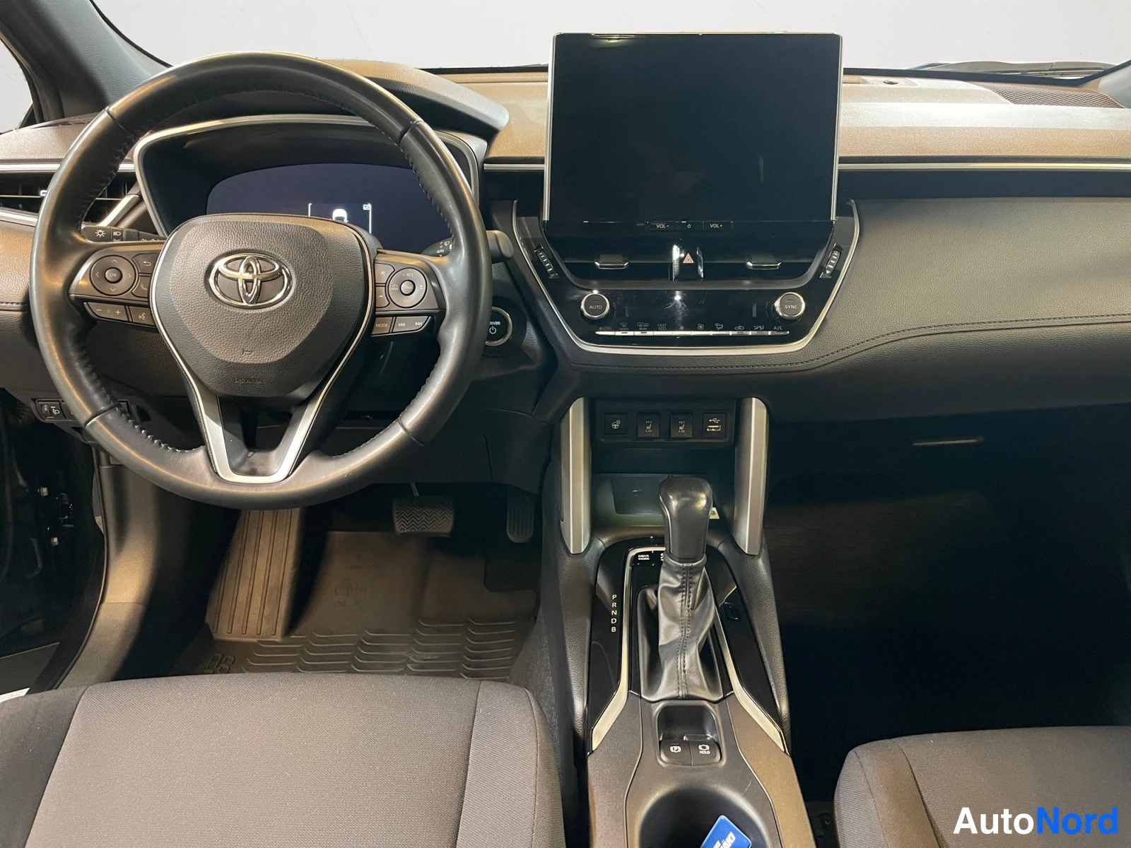 Black Toyota Corolla Cross 2022, photo 13