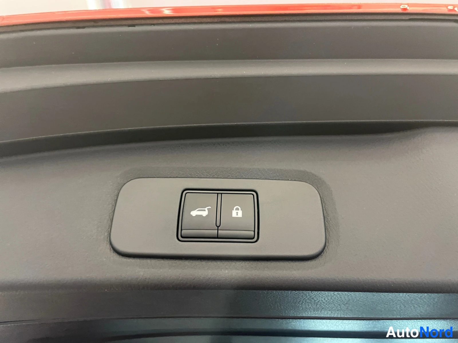 Punainen Nissan Qashqai 2026, yksityiskohta, kuva 22
