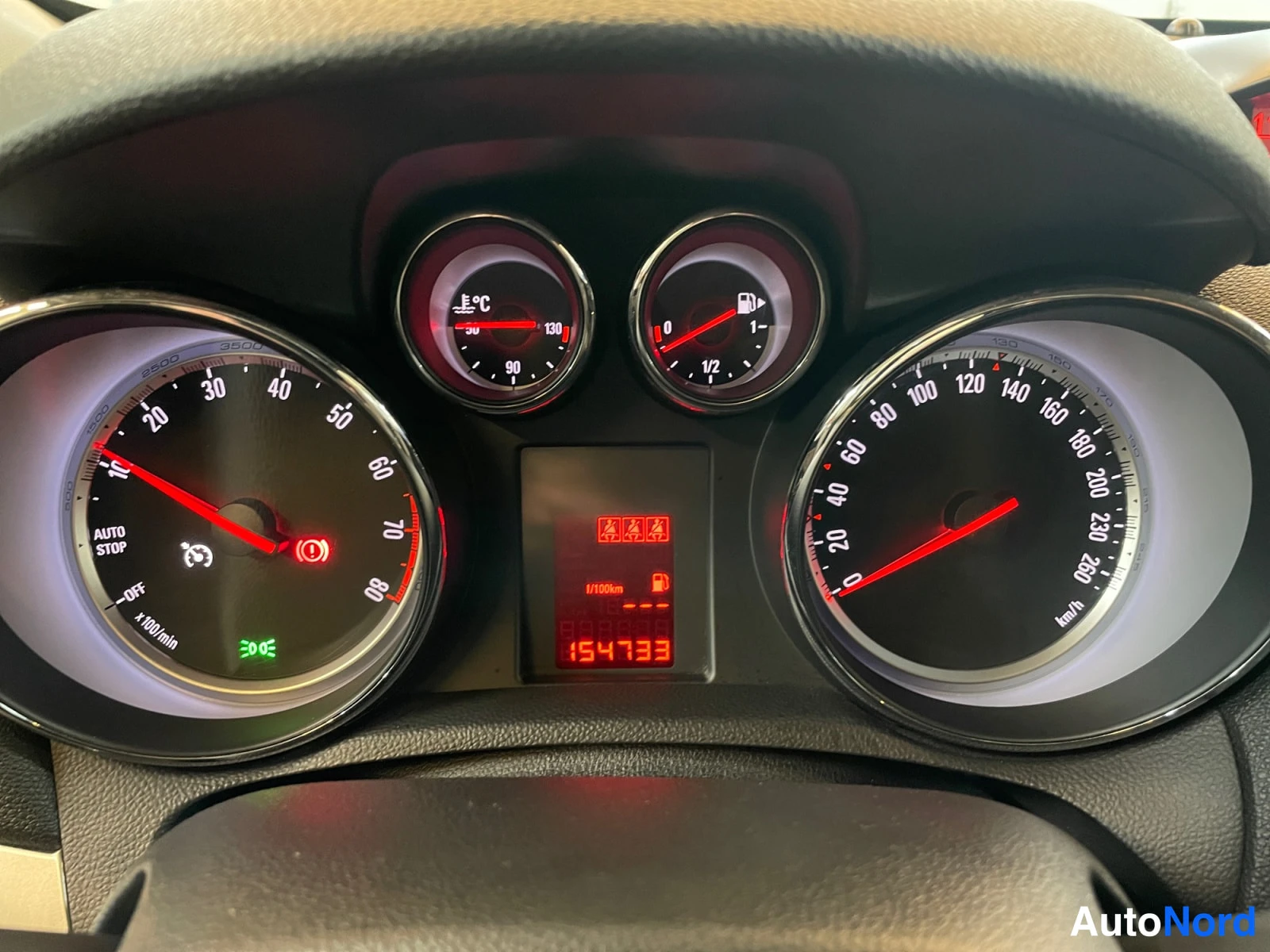 Valkoinen Opel Mokka 2014, kuva 15