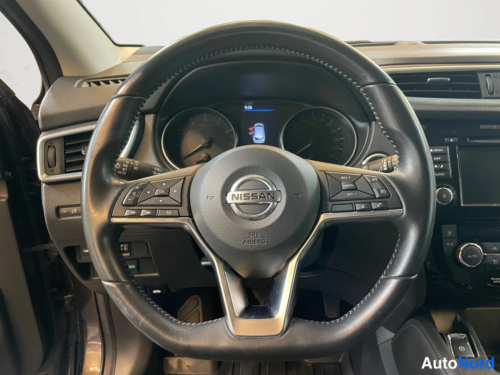 Ruskea Nissan Qashqai 2019, kuva 15