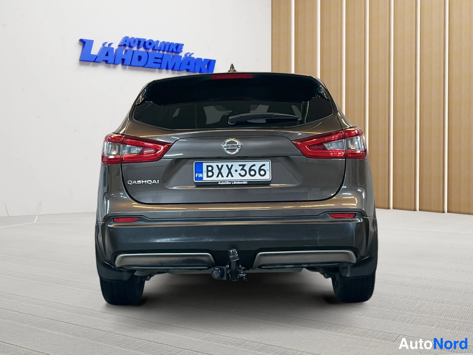 Ruskea Nissan Qashqai 2019, takaa, kuva 10
