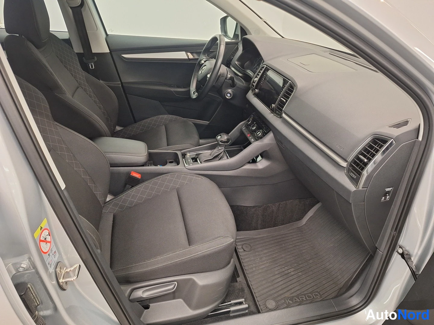 Hopea Skoda Karoq 2021, kuva 12