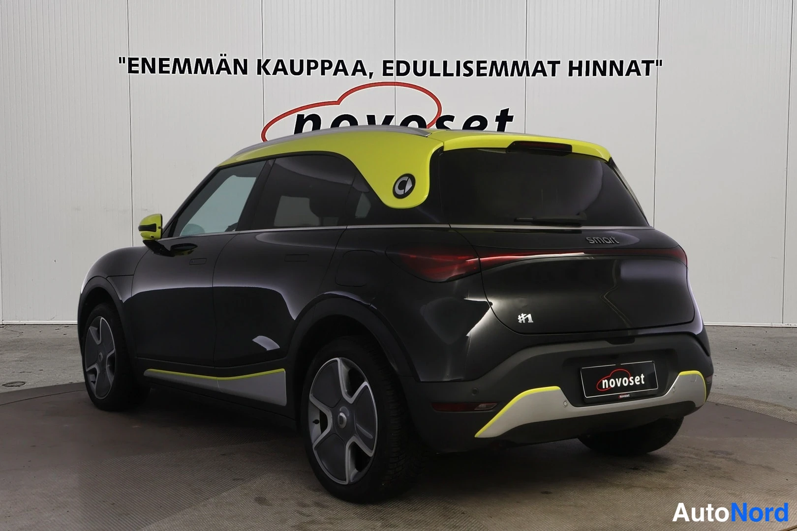 Musta Smart #1 2023, takaviisto, kuva 4