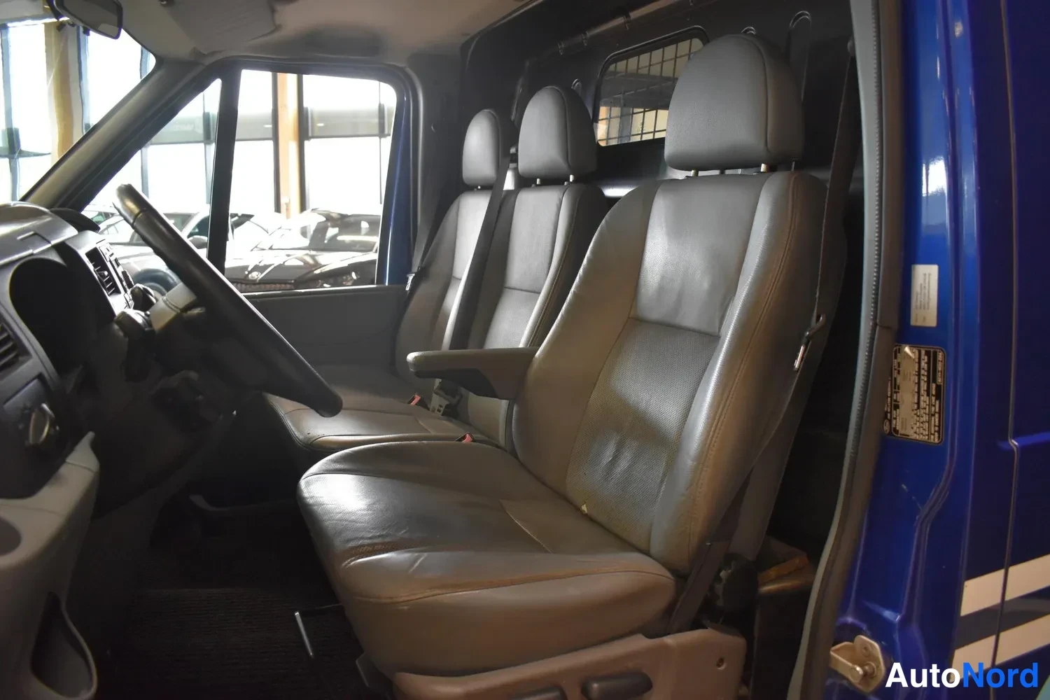 Sininen Ford Transit 2008, kuva 12