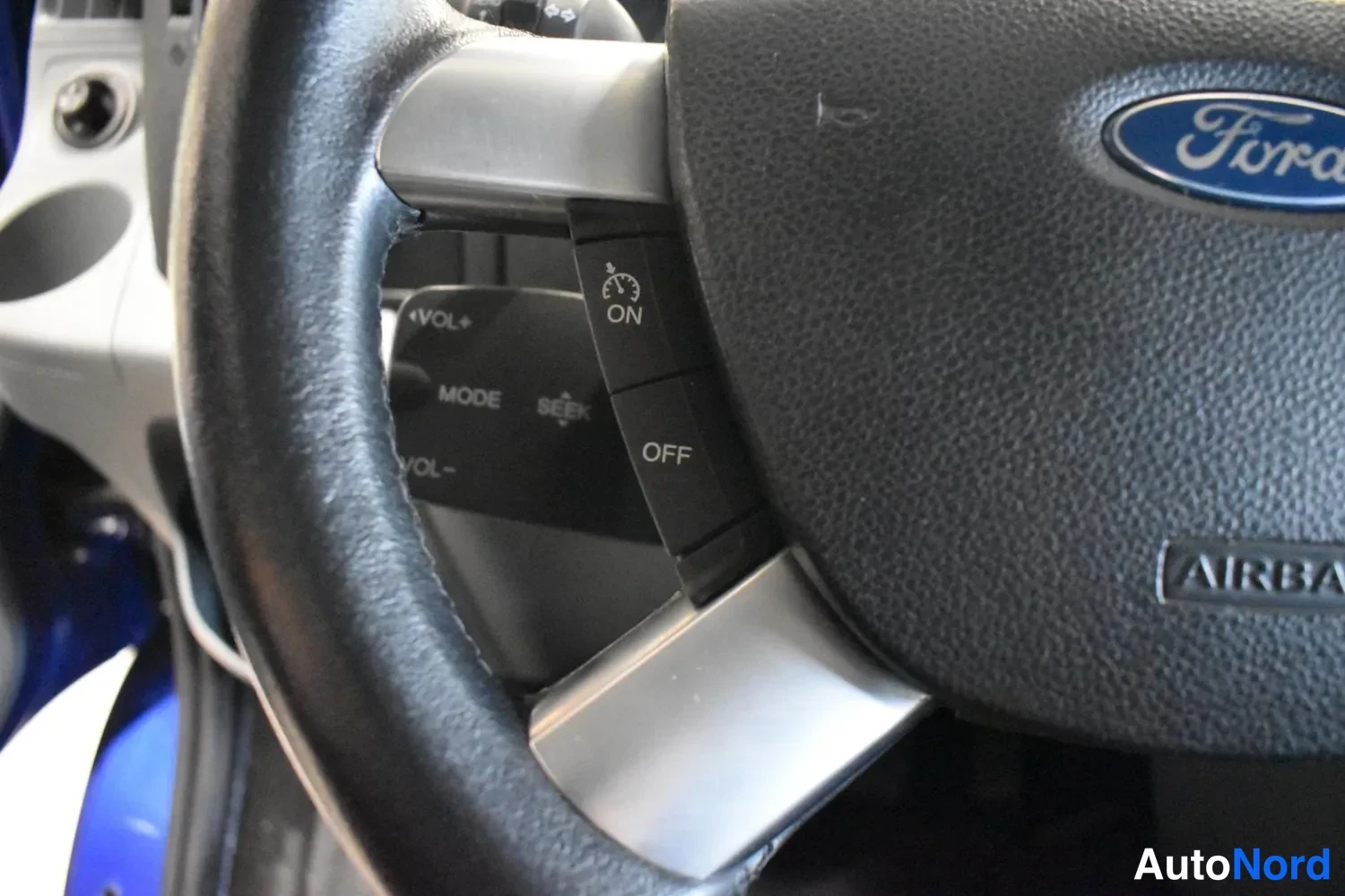 Sininen Ford Transit 2008, kuva 17