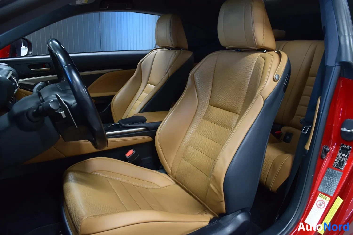Punainen Lexus RC 2016, kuva 13
