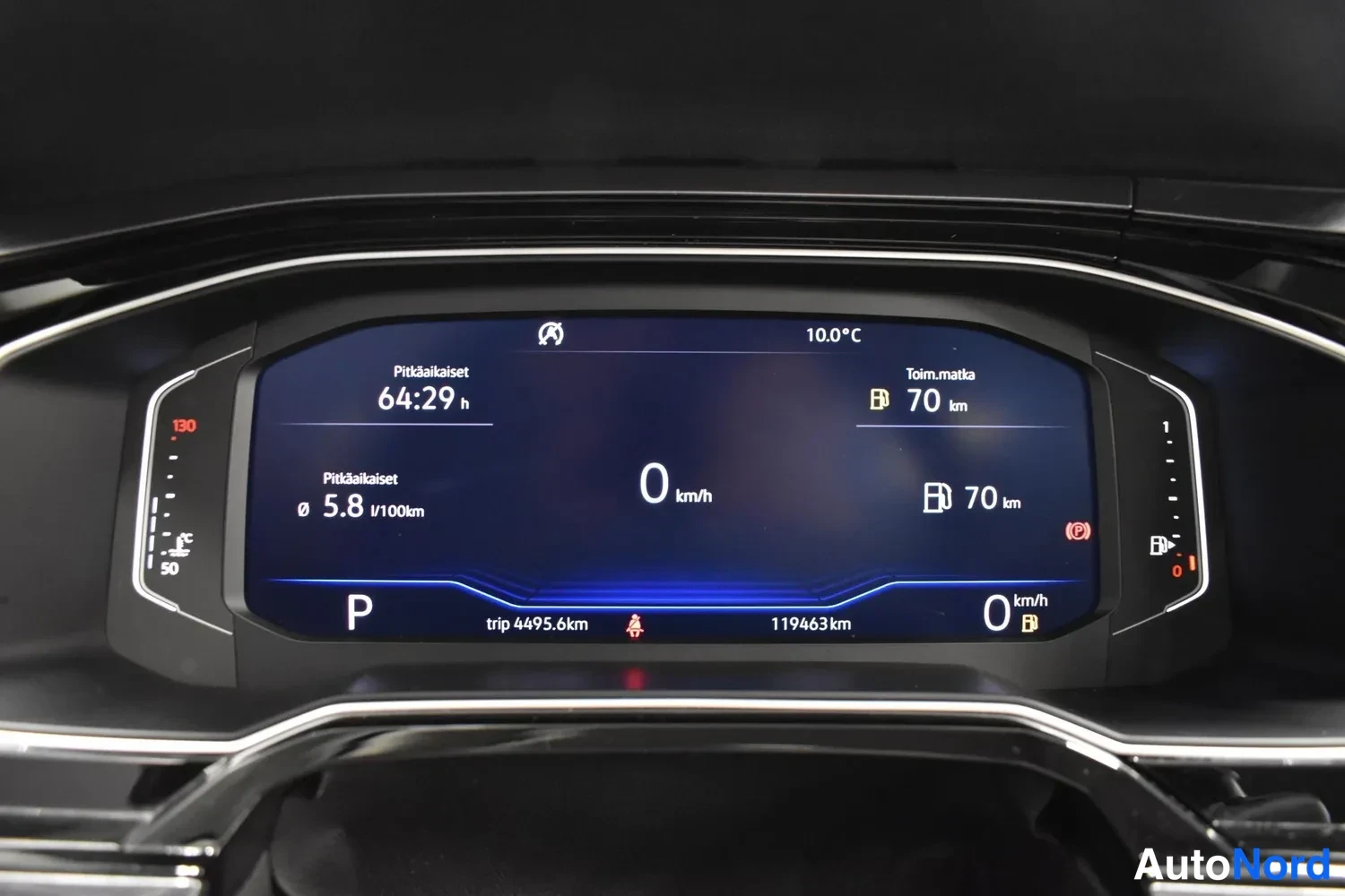 Valkoinen Volkswagen Polo 2019, yksityiskohta, kuva 14