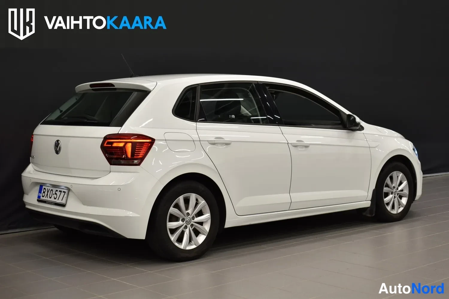 Valkoinen Volkswagen Polo 2019, takaviisto, kuva 7