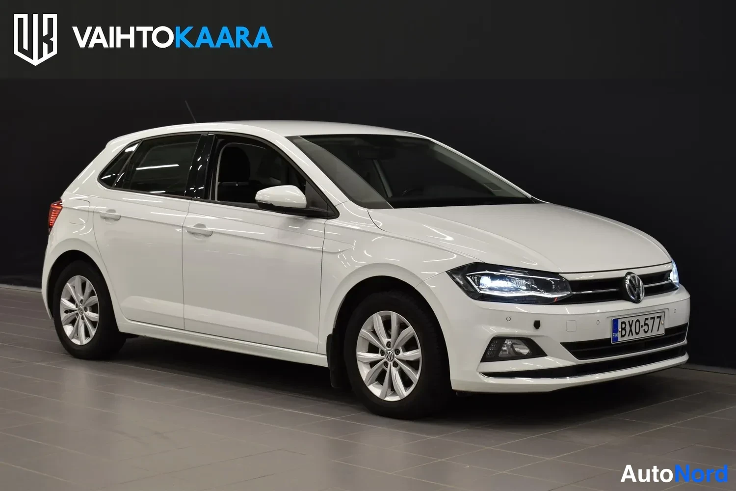 Valkoinen Volkswagen Polo 2019, etuviisto, keula oikealle, kuva 3