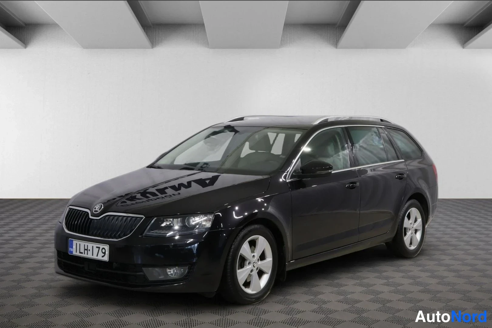 Skoda Octavia 2.0 Tdi 150 Elegance DSG 2013