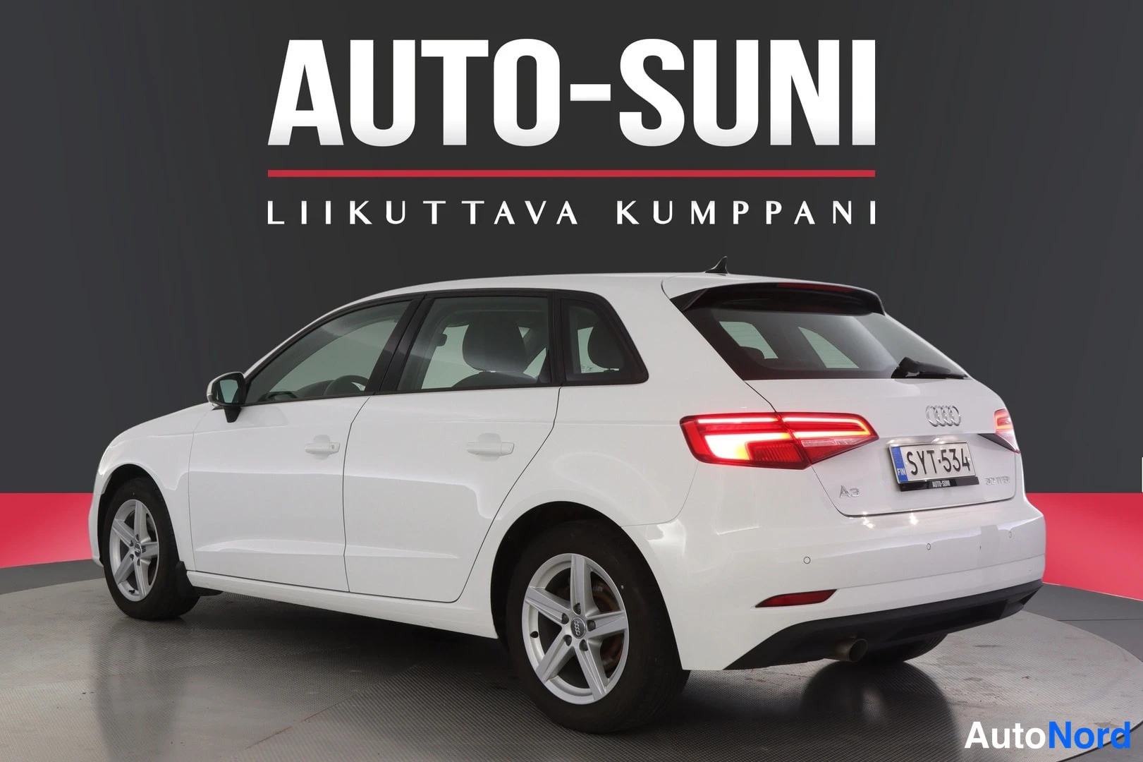 Valkoinen Audi A3 2019, takaviisto, kuva 5