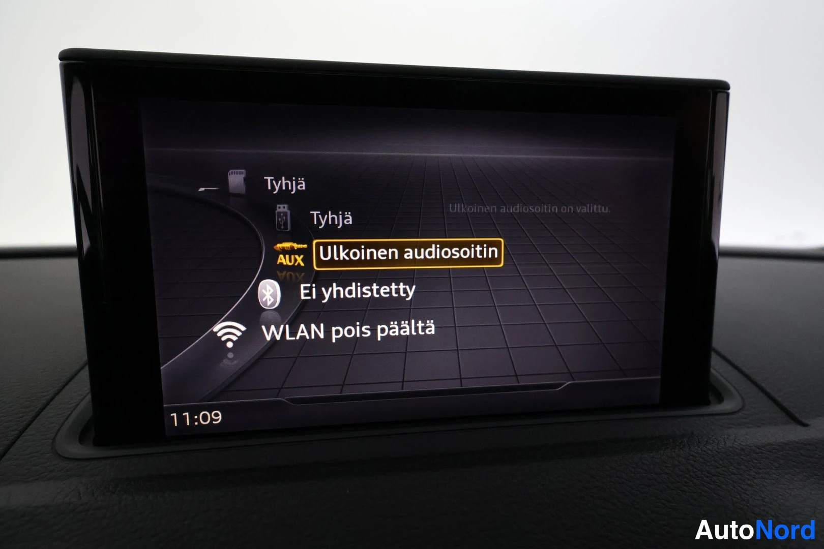 Valkoinen Audi A3 2019, yksityiskohta, kuva 19